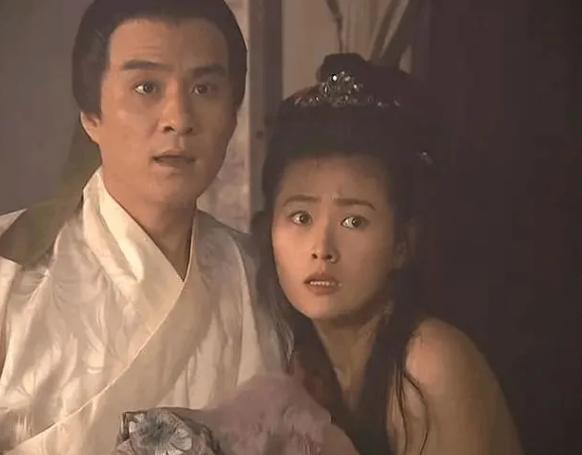 1998年，张绍林筹拍《水浒传》，模特出身的王思懿荣幸出演潘金莲，她和西门庆有吻