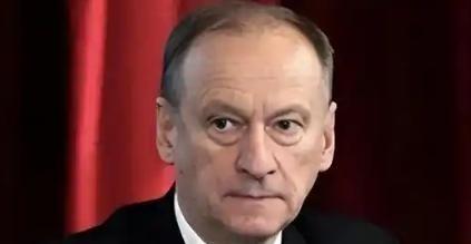 美为何不跟中国打？德国军事专家的一番话，回答了这个问题，他直言，如今中国的军事力