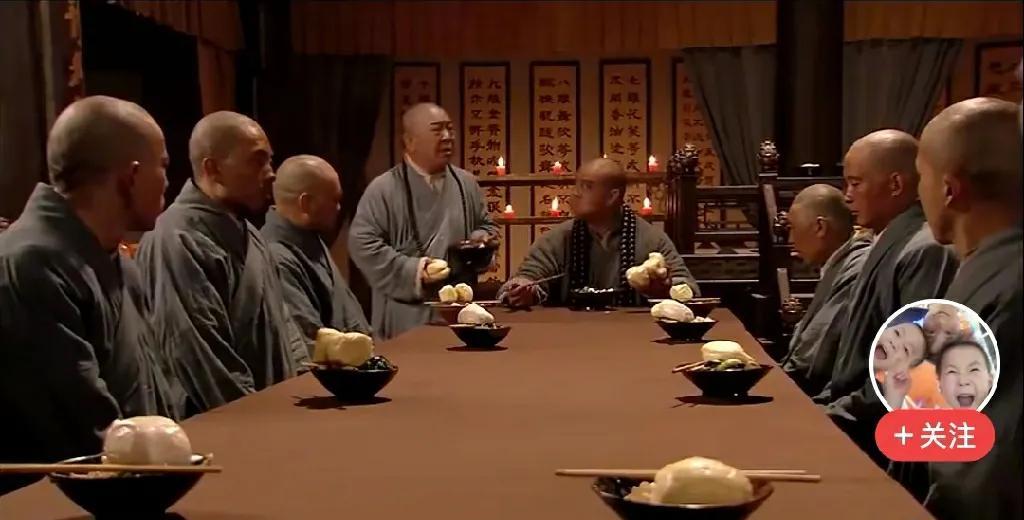 很多观众都喜欢对新旧两版的《水浒传》进行比较。得出的普遍性结论是老版的《水浒传》