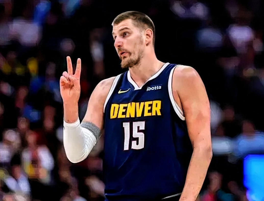 不容易！约老师收获生涯首次10连胜谁能想到！常规赛呼风唤雨、拿遍荣誉的约基奇