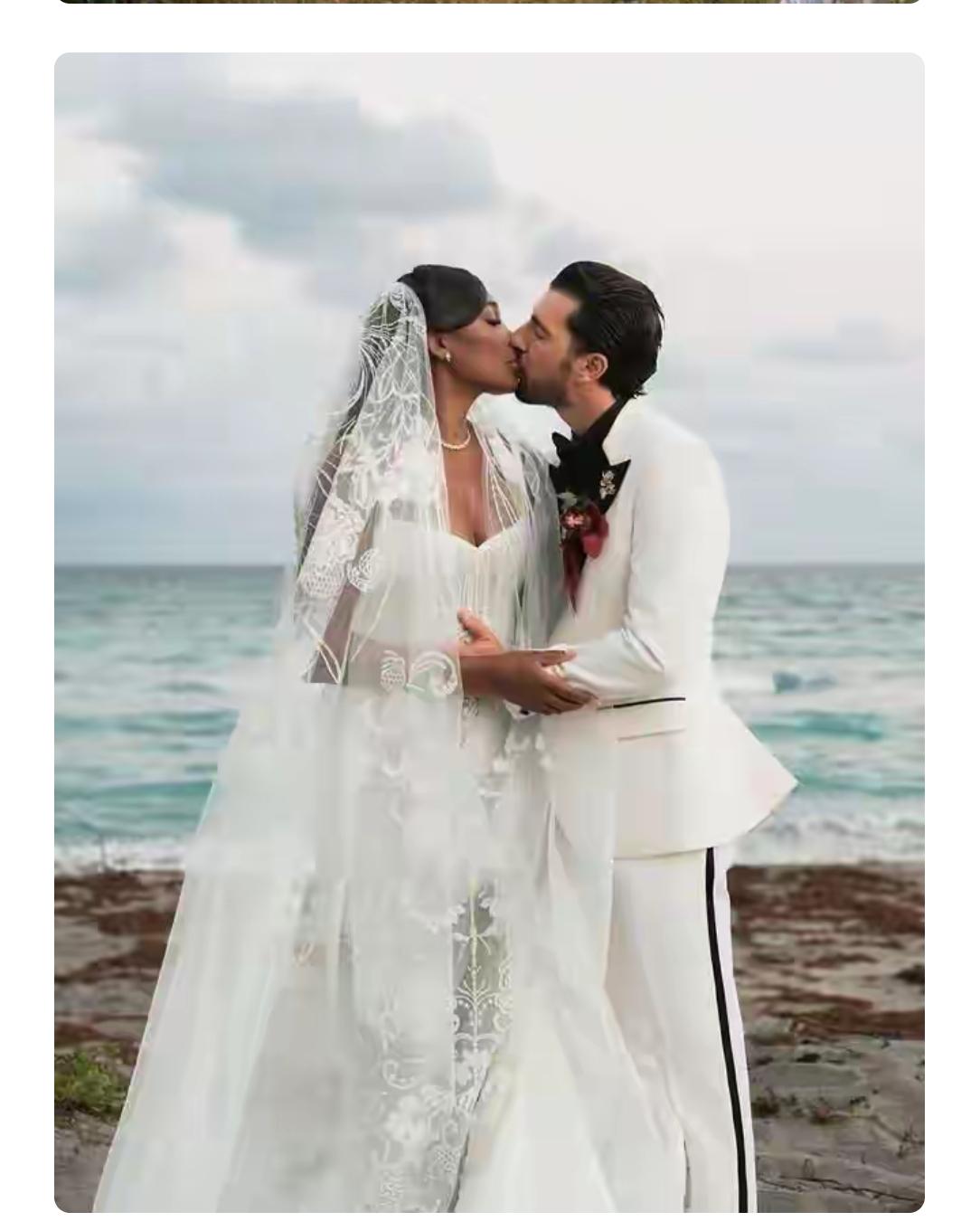 如何看待45岁网球名将大威嫁给37岁意大利模特演员？很多网友认为是大威的钞能力