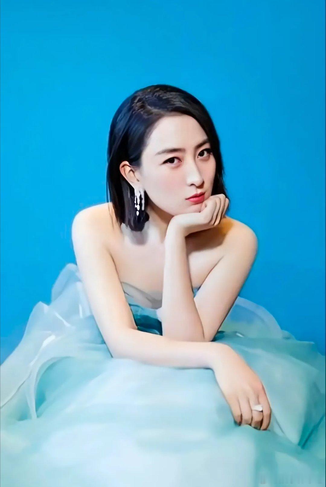 马苏庆幸自己低谷时没放弃李小璐贾乃亮离婚后首同框亮之隐忍千古无二看采访里马苏说