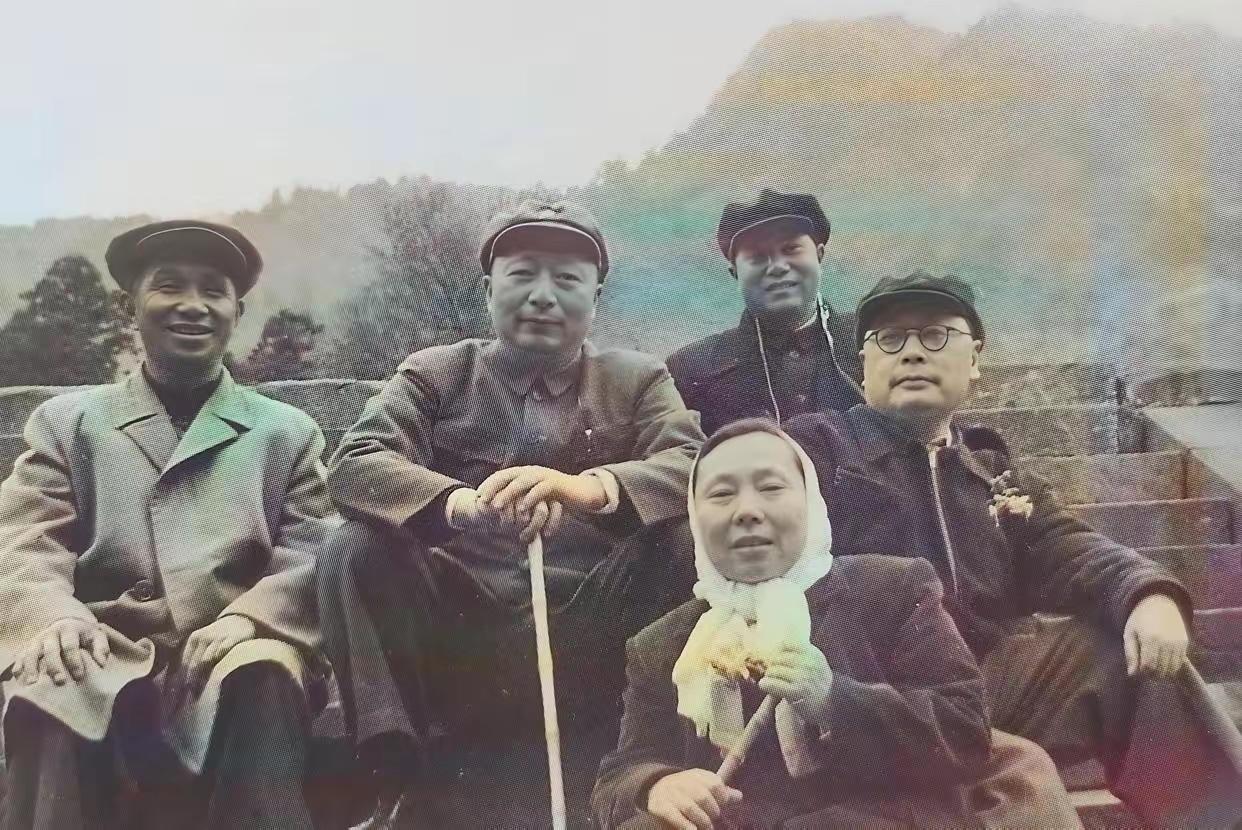 五人之中，普通中国人估计没几个认识的