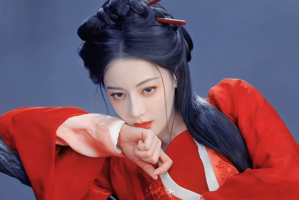 秦榛导演拍的90花女顶流：迪丽热巴杨紫