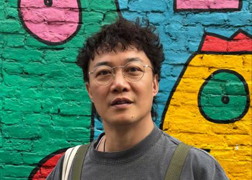 50岁陈奕迅，遗憾发文！5月15日下午，陈奕迅突然在社交平台发文，称自己