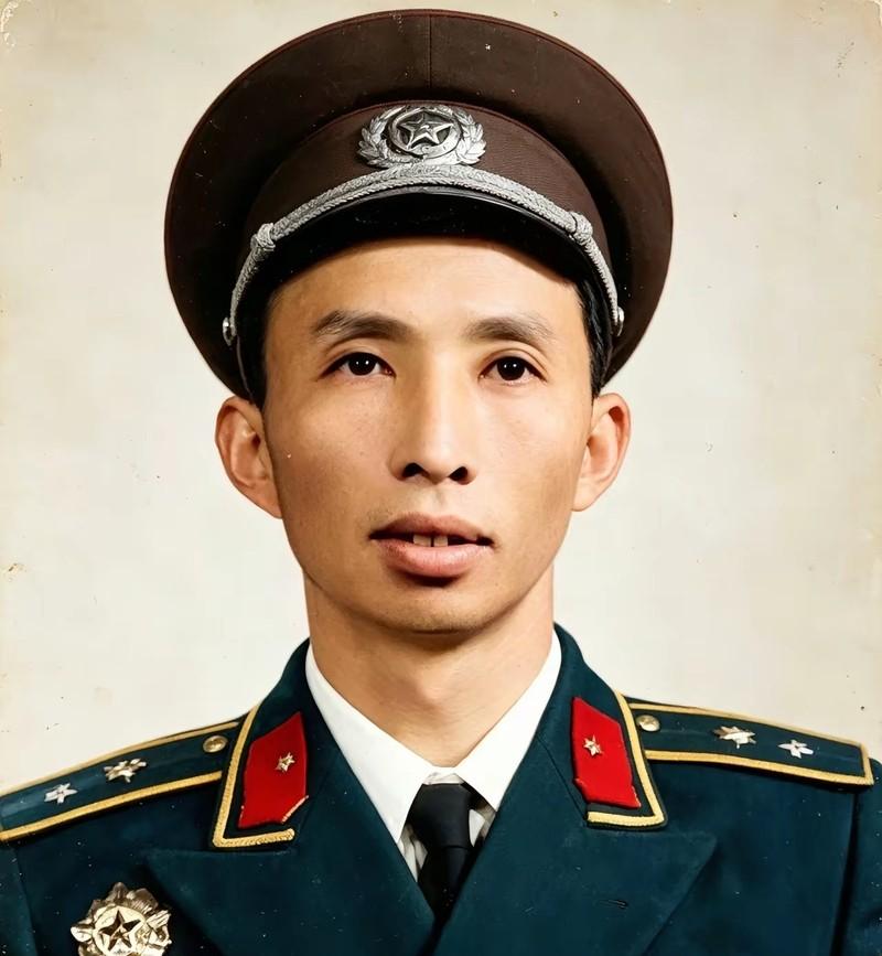1955年授衔，原本拟授中将，却改授少将，他写信向上级求实，不为争虚名，只为还原