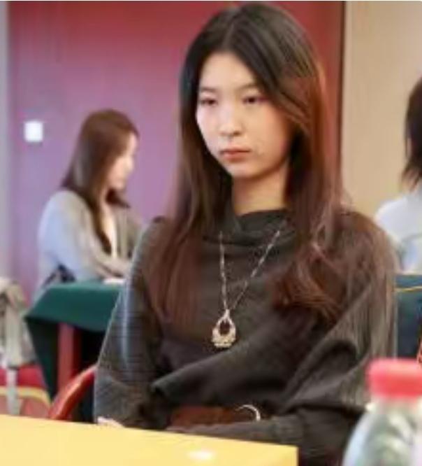 第2届中国职业女子围棋青少年争霸赛再燃战火吴依铭夺首届冠军中国职业女子