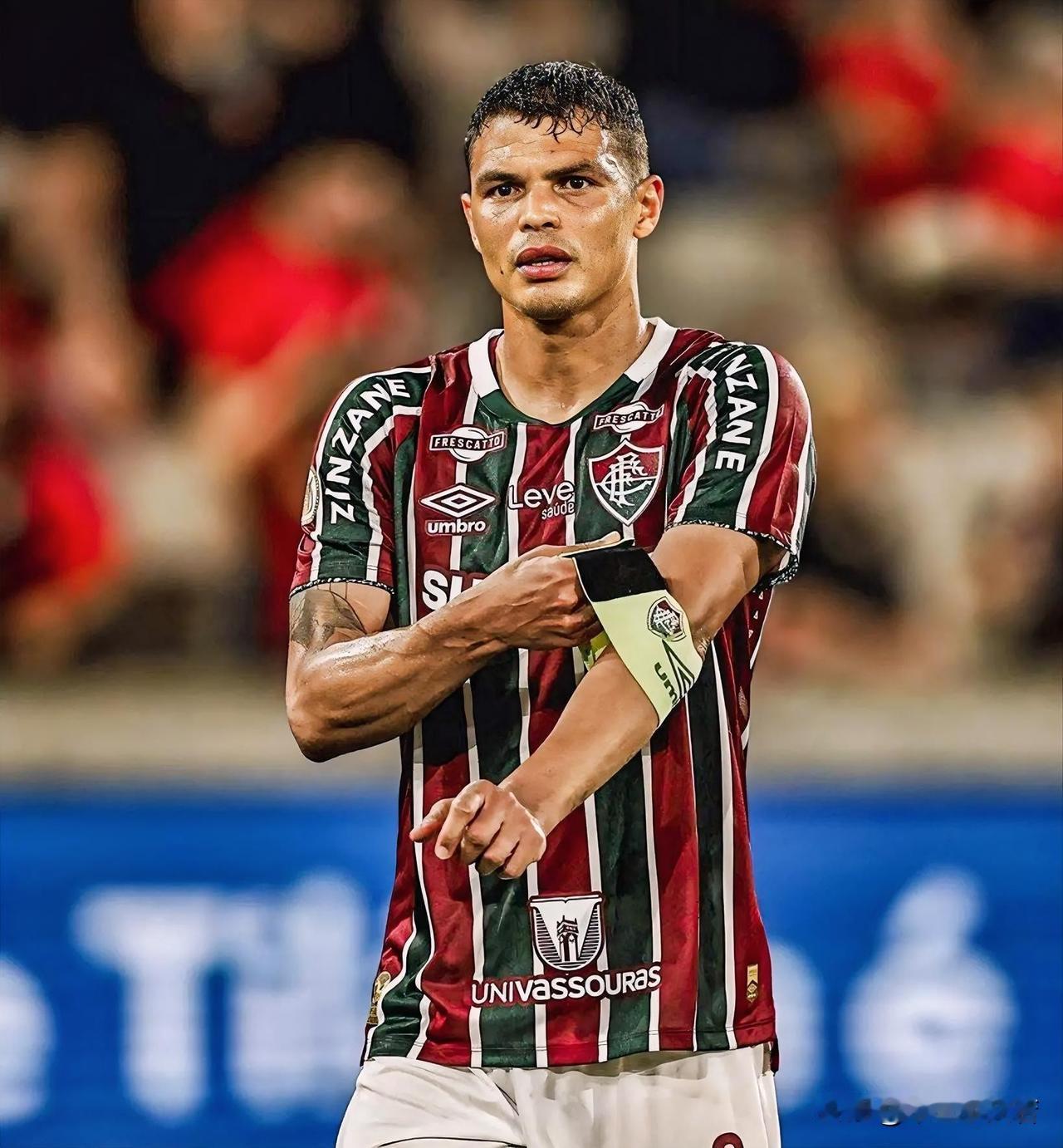 迪亚哥席尔瓦不会在冬季窗口加盟米兰！罗马诺消息称米兰目前没有与蒂亚戈·席尔瓦进行