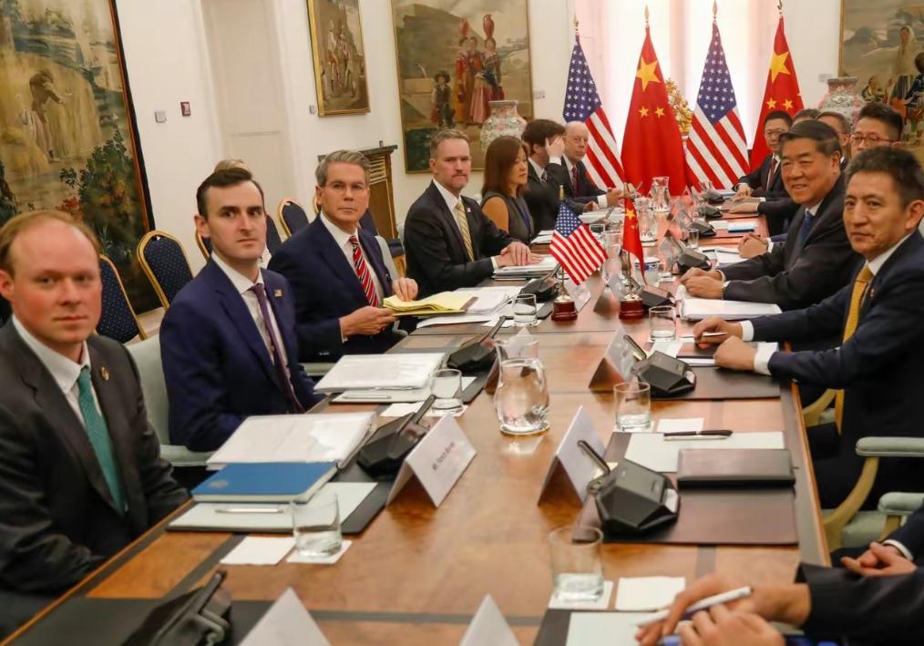 提前两天！我国正式确定，特朗普访华前中美代表团先在韩国见面美方早早把特朗普计