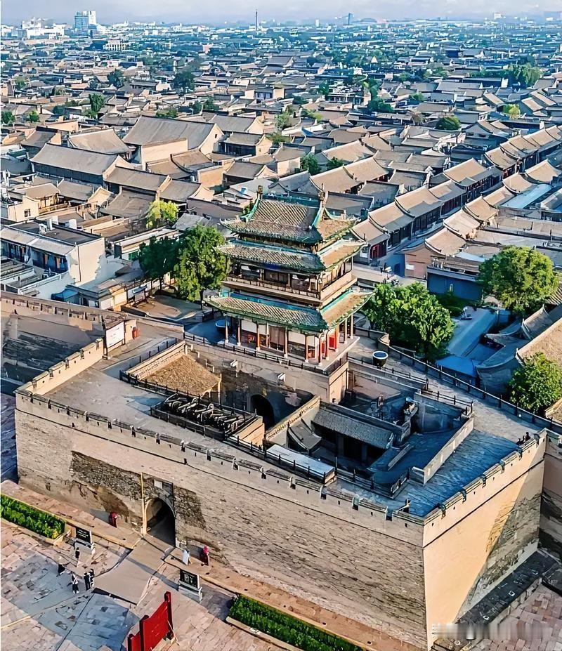 70岁之前山西必去的10个地方，去过一半，此生无憾！你打卡了几个？1.平遥