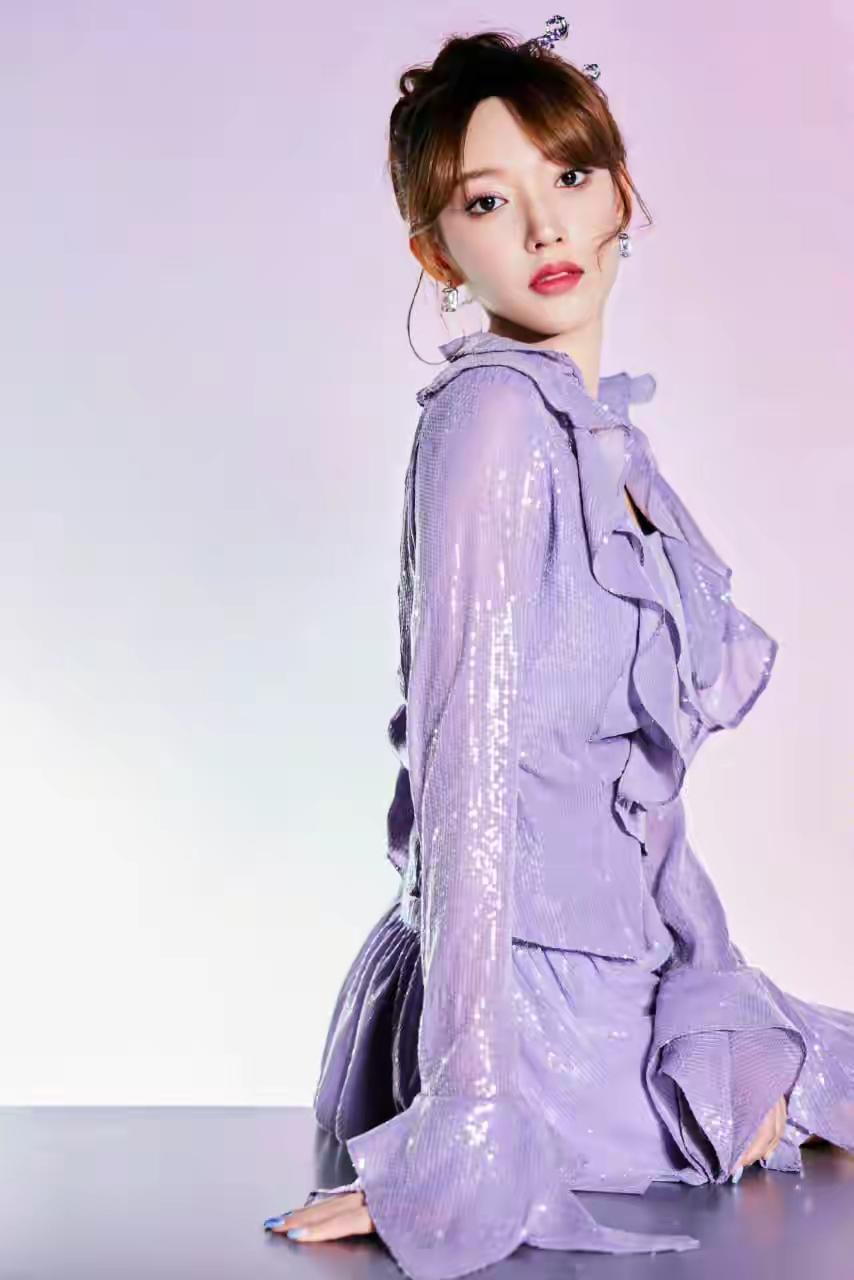 程潇春节与智己从容出行