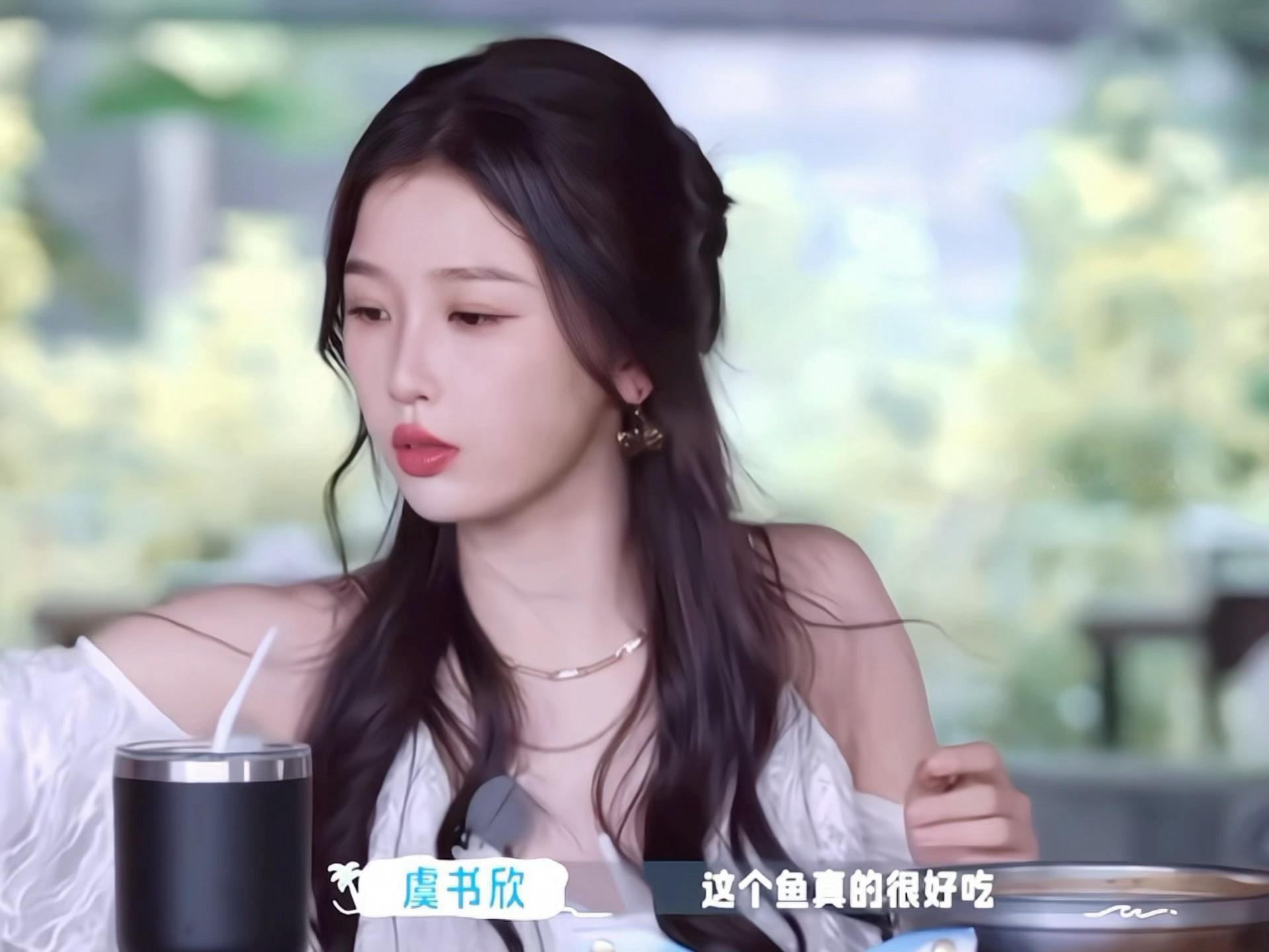 饭桌上又在照顾人了我又想排队做家🐟朋友…