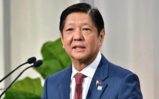 或许各国都在盼望着中国和菲律宾彻底打起来，但等着各国的却是中国为菲律宾提供数十万