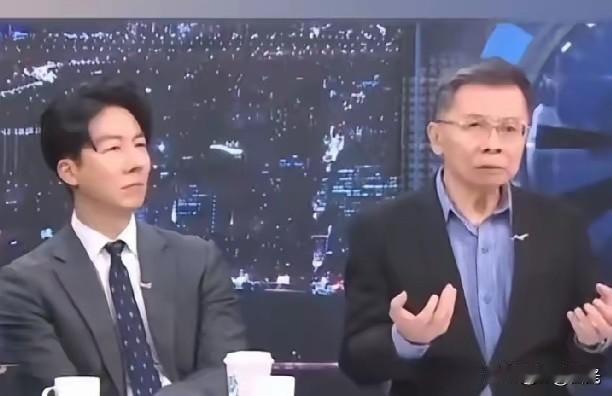 5月16日，台湾资深媒体人赵少康在他的“少康战情室”节目中大倒苦水，说大陆网友都