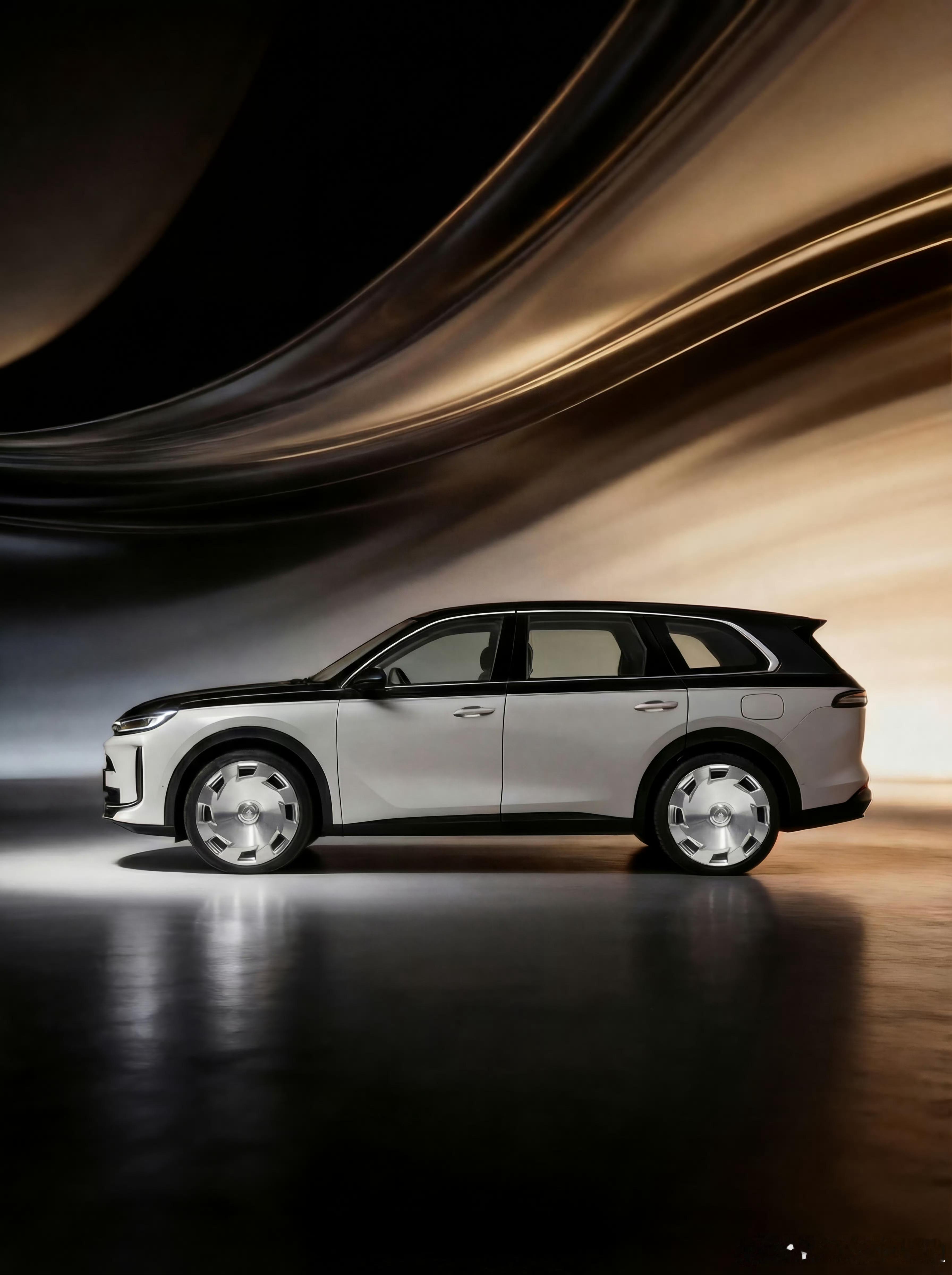 宝骏华境S在9月份的398批工信部新车目录，已经完成了申报长5.23米、宽2米