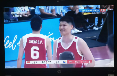 与波黑的热身赛后，这几个人可以离开国家队了。首先是高诗岩，没篮没组织，眼睛不