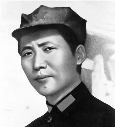 有人曾经向毛主席建议，把9月9号定为建军节，毛主席没有同意。毛主席认为是八一南昌