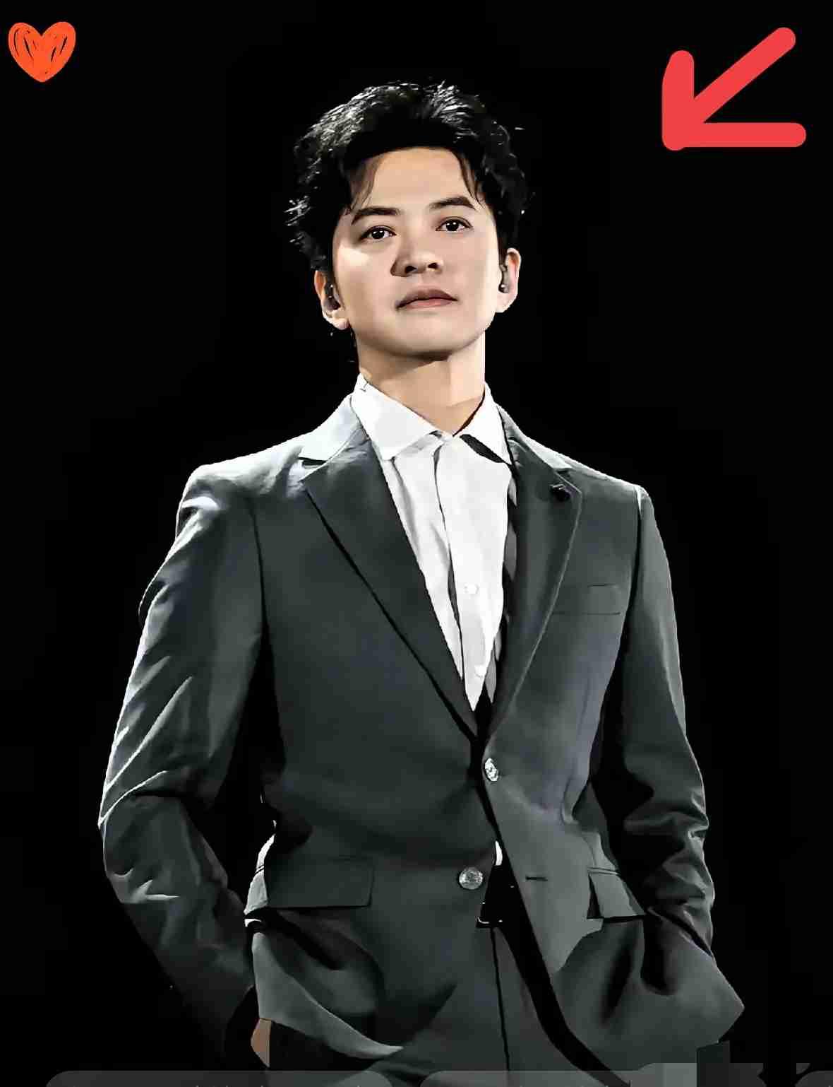 李健说和庾澄庆最聊得来，这点我信。当年在节目里，他说“有的放矢”，周杰伦谢