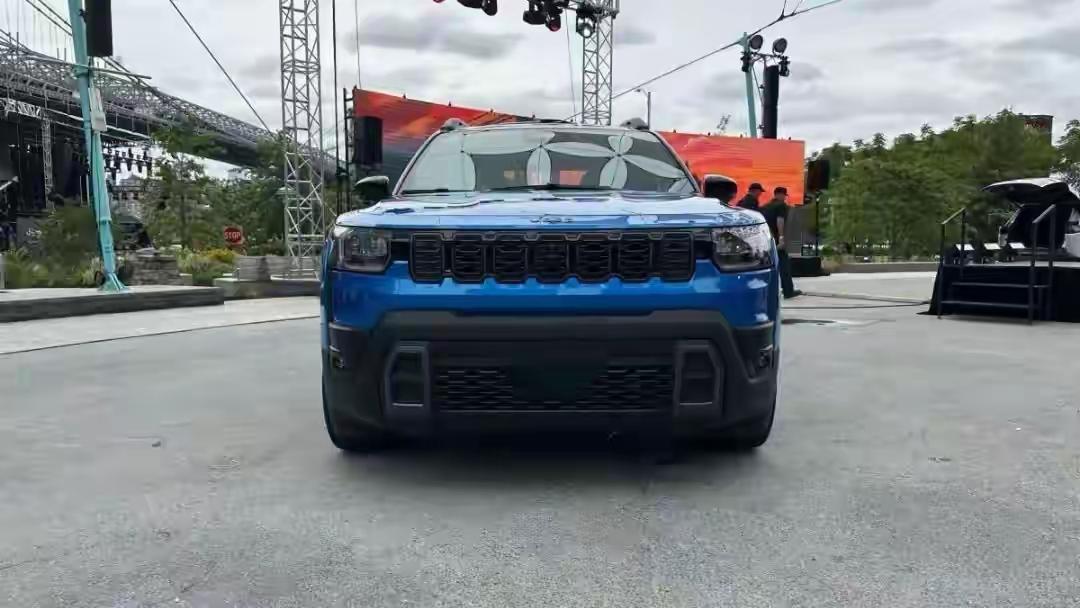 吉普新一代自由光发布，油电混动，搭载全新吉普系统全新Jeep