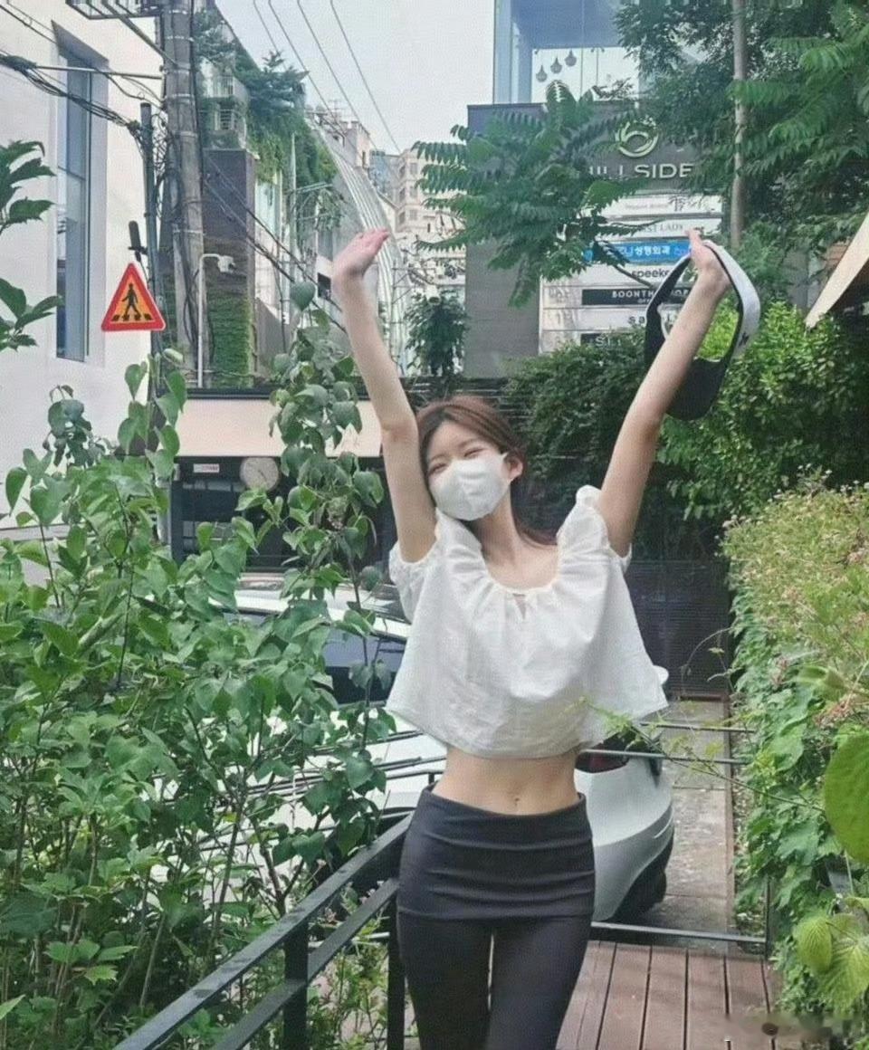 赵露思这真的不是在制造身材焦虑吗