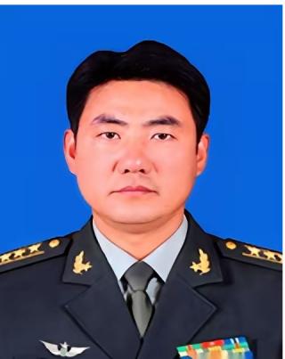 全军上下都憋着一股劲儿，咬牙切齿地喊：“踏平朱日和，活捉满广志！” 在咱们