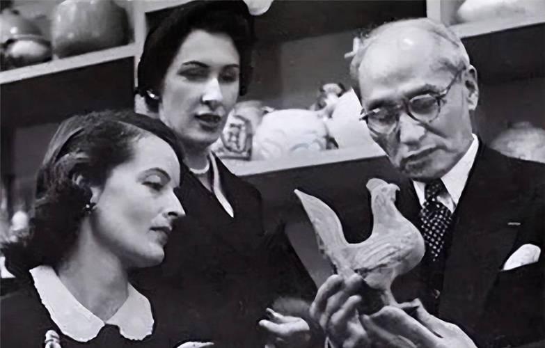 1910年，一30岁中国青年迎娶15岁法国少女震惊世界，更让人觉得不可思议的是，