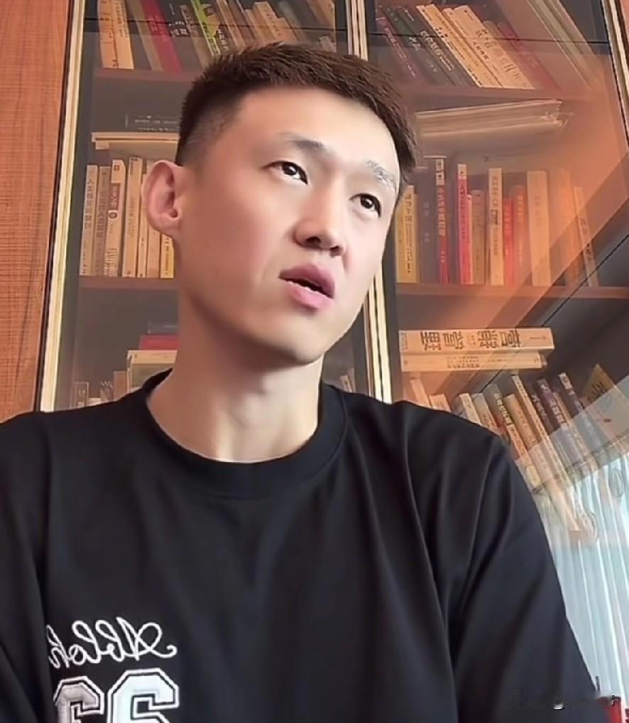 众神归位！周鹏谈全运会：“这次全运会，大家都在说，广东队是众神归位。”“