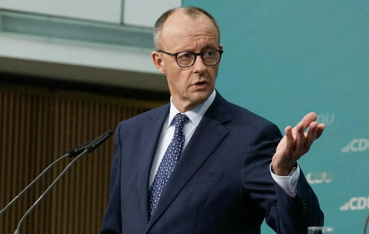 奔驰宝马在华销量这种断崖式的暴跌，直接把欧洲所谓的“工业贵族”底裤都给扒光了。这