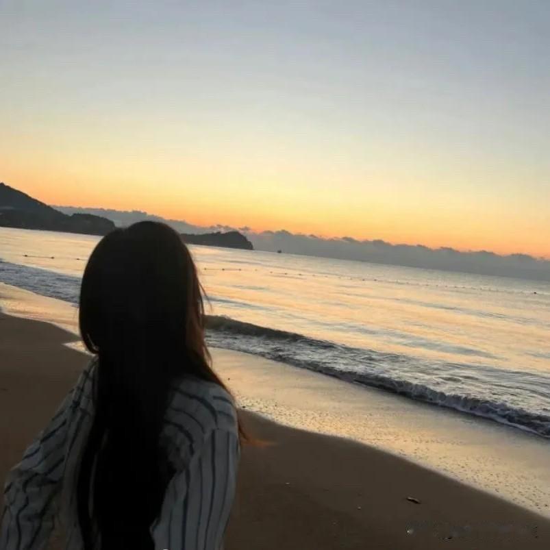 人过了中年以后如果婚姻真的让你寒了心告诉你一个办法：少说话，少沟通，少期