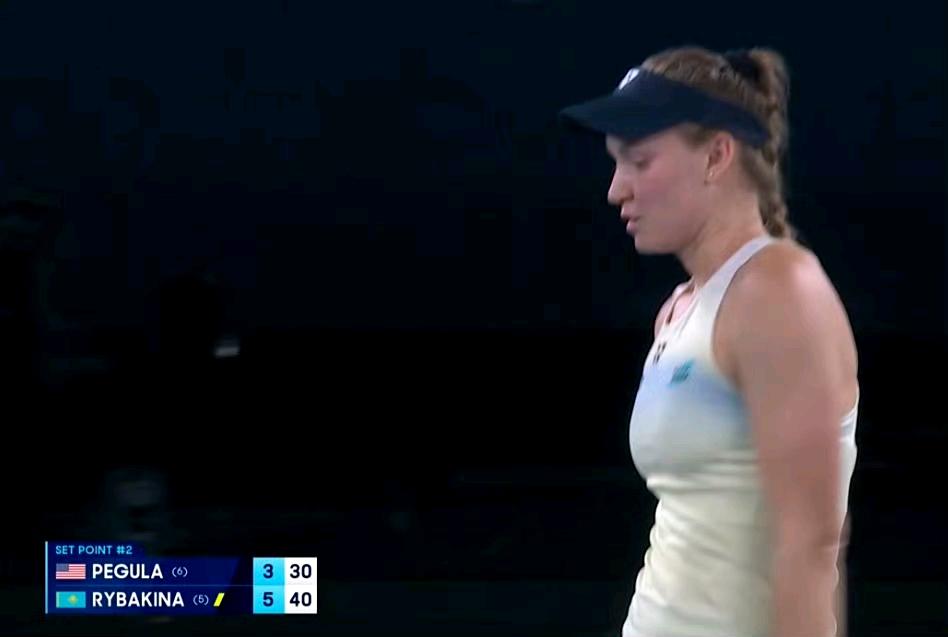 2026澳网女单第二场半决赛，莱巴金娜6-3迅速拿下第一盘，仅耗时32分钟。大富