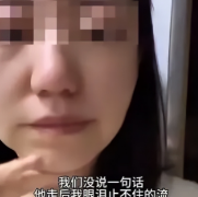 陕西，一名女子和前夫离婚后，前夫来看孩子。前夫亲了亲熟睡中的孩子，没有和女子说过