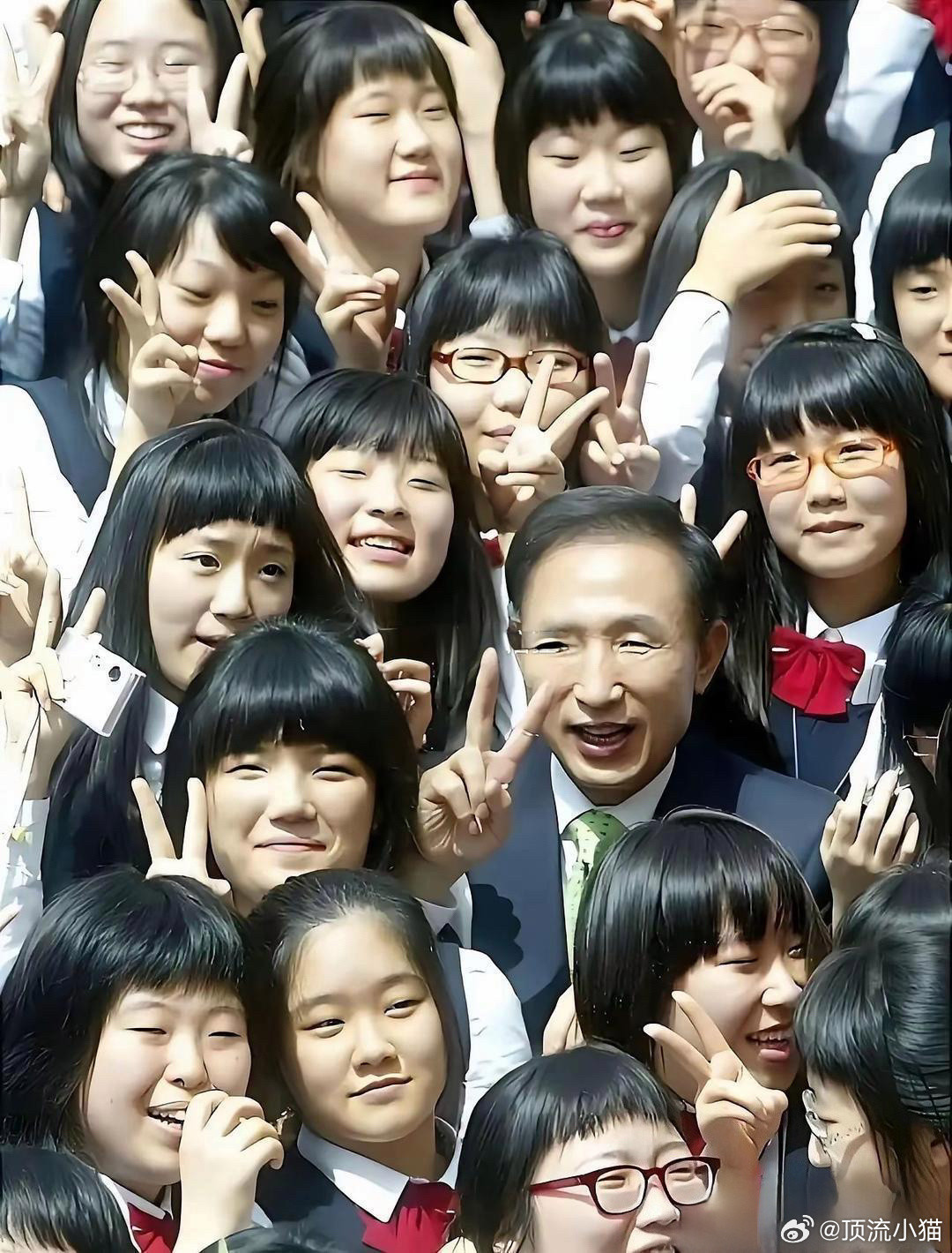 也难怪韩国的整容业发达