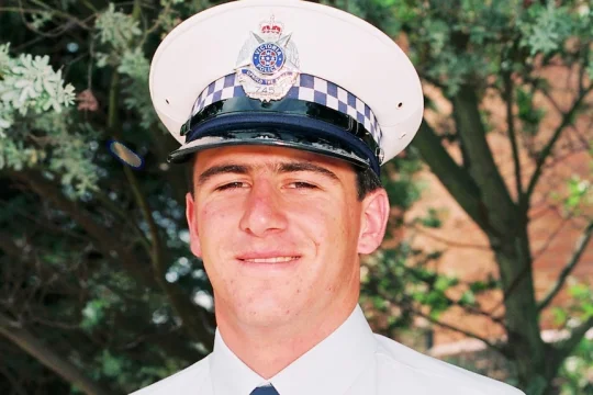 澳大利亚发生严重袭警事件，致两警殉职
