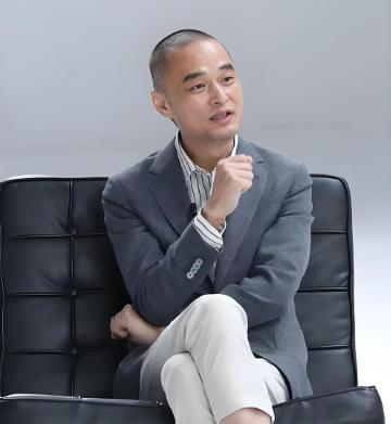 冯唐醍醐灌顶的话：“那些敢于吵架、敢于冲突、敢于强势、敢于不礼貌、敢于不要