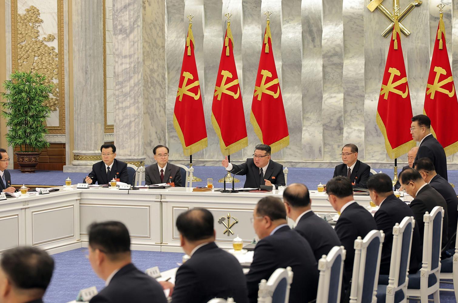 朝鲜劳动党第九届中央委员会政治局第一次会议举行热点现场金正恩称韩国是彻底的敌国