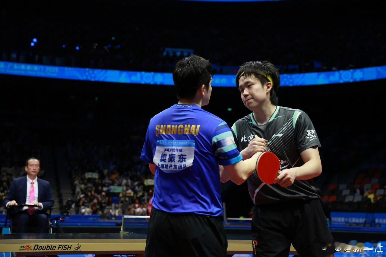 没有世界排名的樊振东再一次战胜世界排名第一的选手王楚钦，那么问题来了，2028年