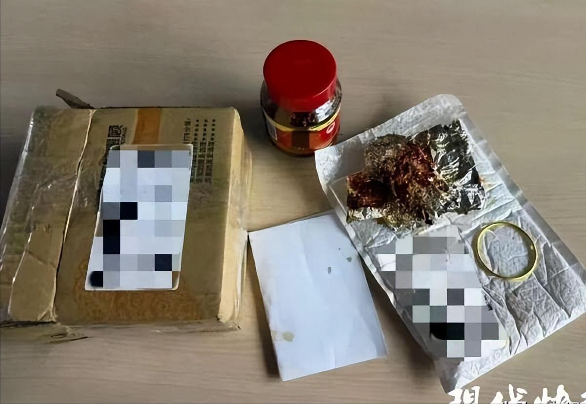 60多岁大妈也是恋爱脑！江苏泰州，一位60多岁大妈在网上认识一名外地男子，那男子