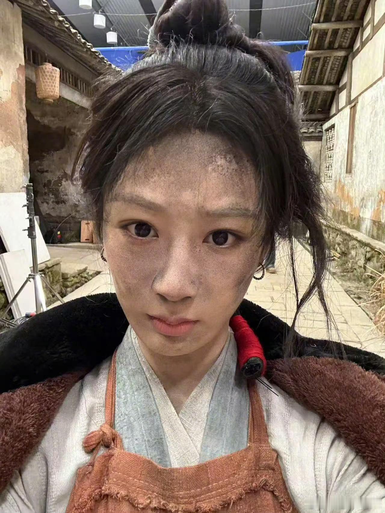 竟然觉得紫这样都比全妆顺眼