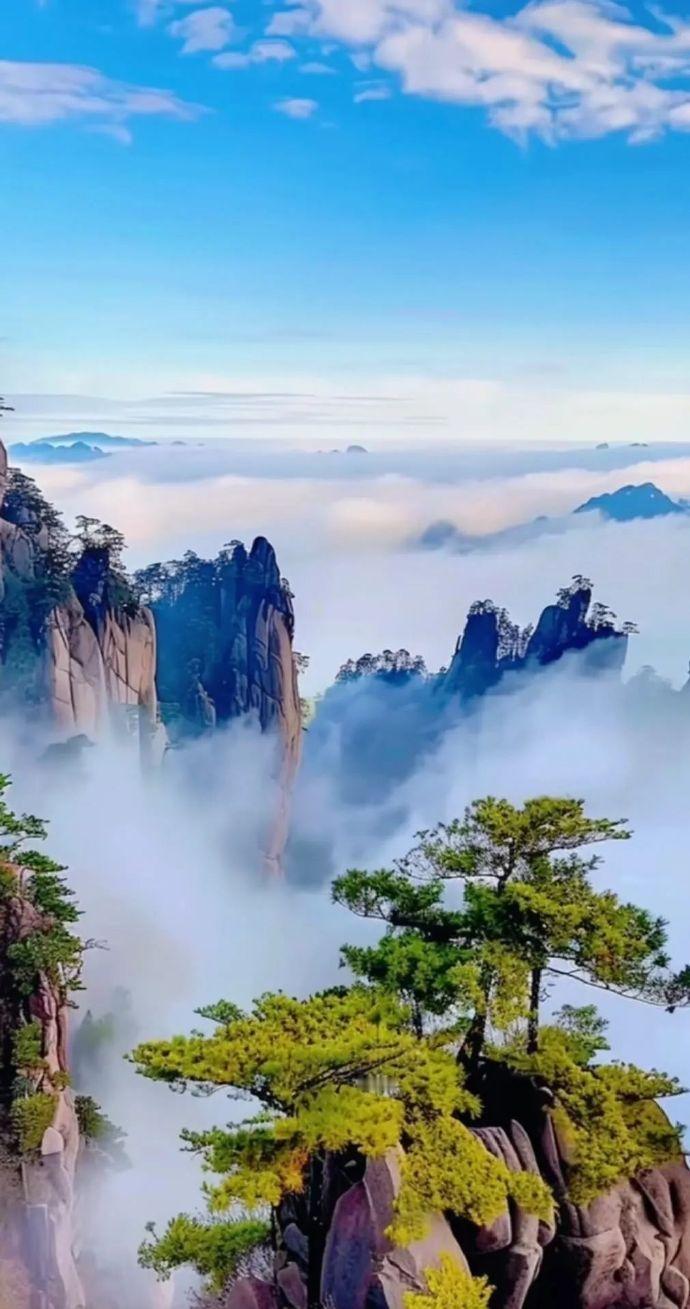 三清山仙雾缭绕
