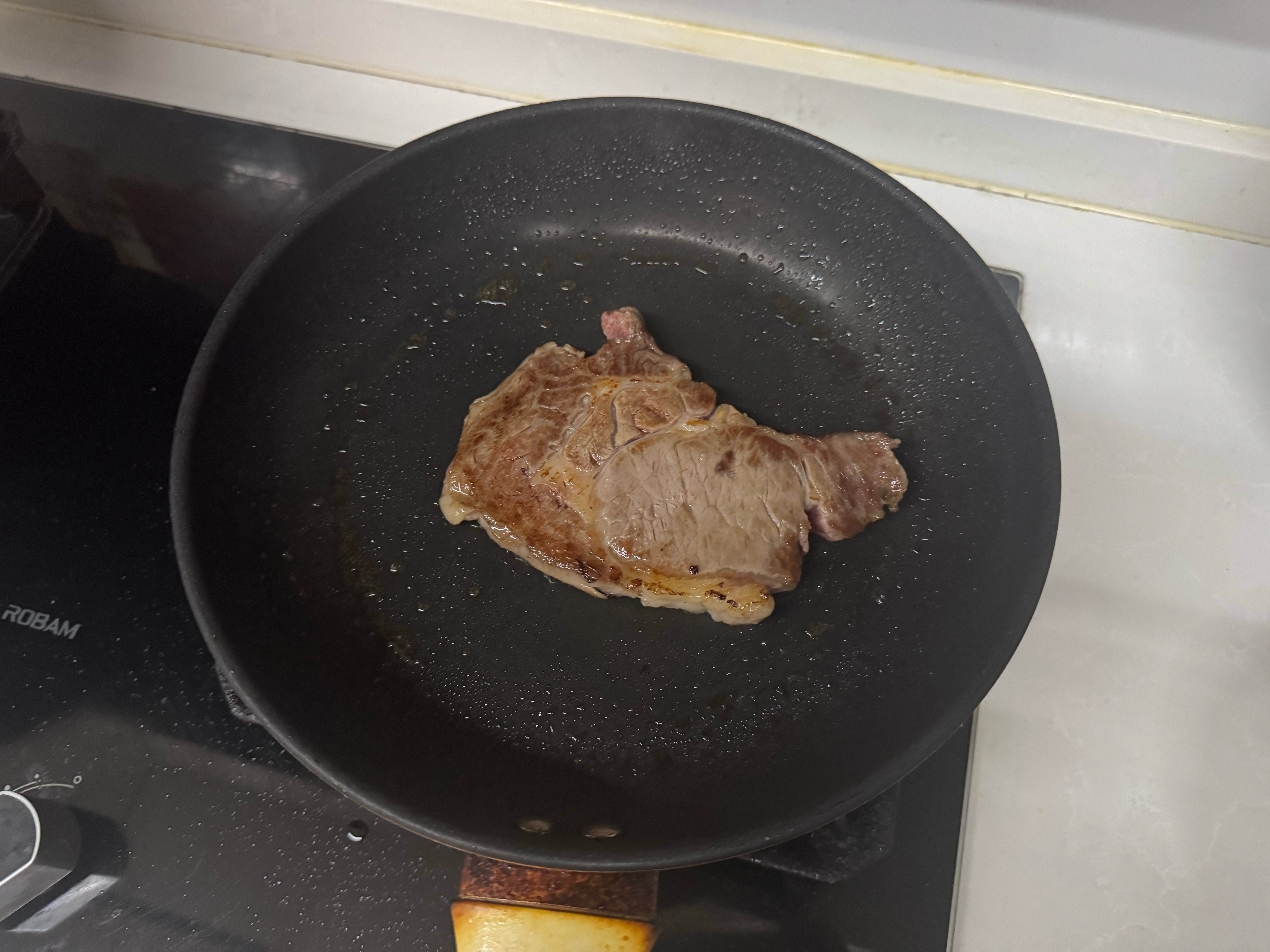 自己搞个高蛋白晚饭吧。啦啦啦​​​