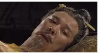 这人不投降魏国，诸葛亮必能统一三国，刘备后来却忽视他，太遗憾刘备入蜀那年，在