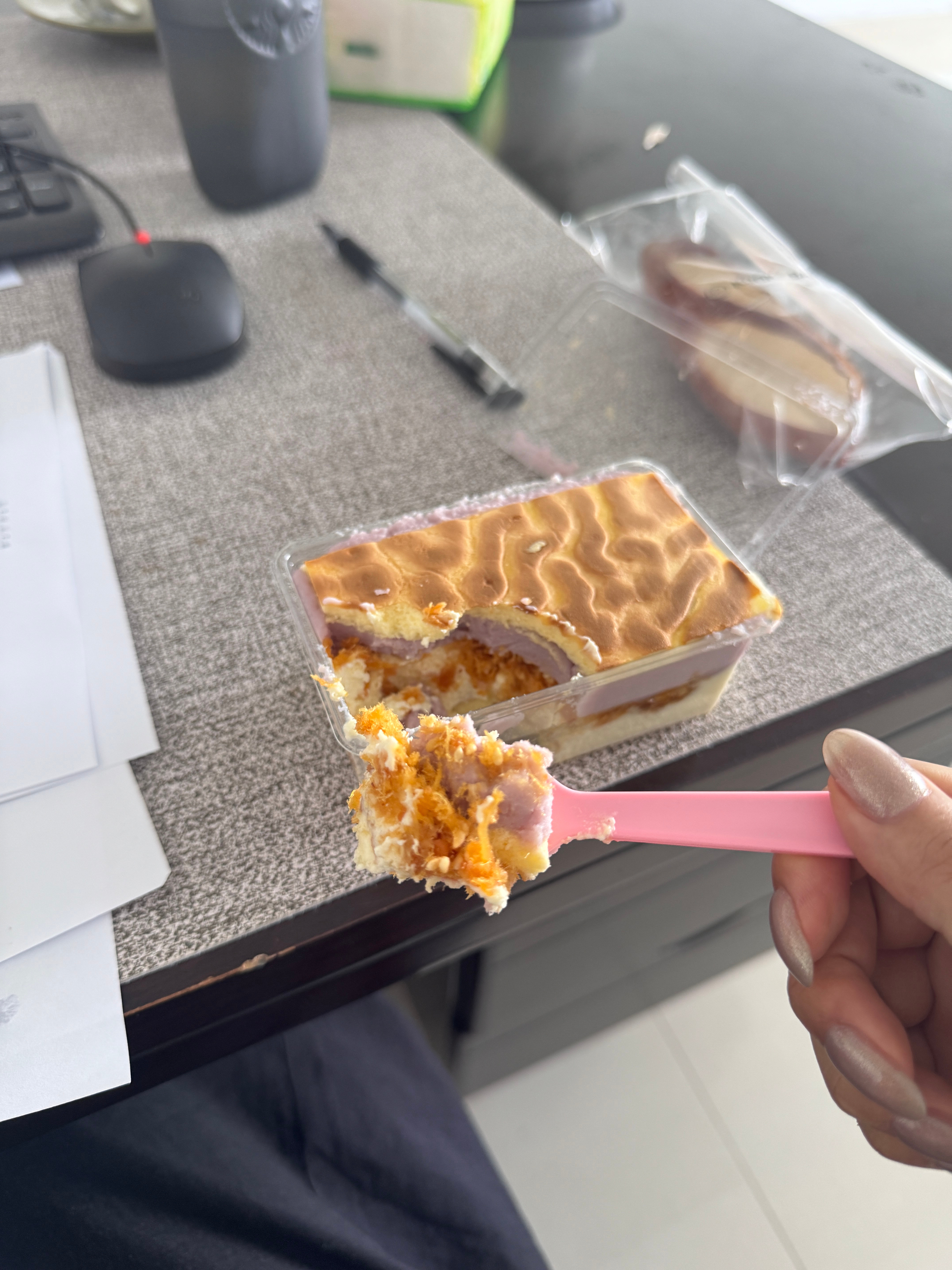 好想吃詹记的虎皮芋泥卷可是没点到随便点个吃吃了晚上又得多运动消耗[手