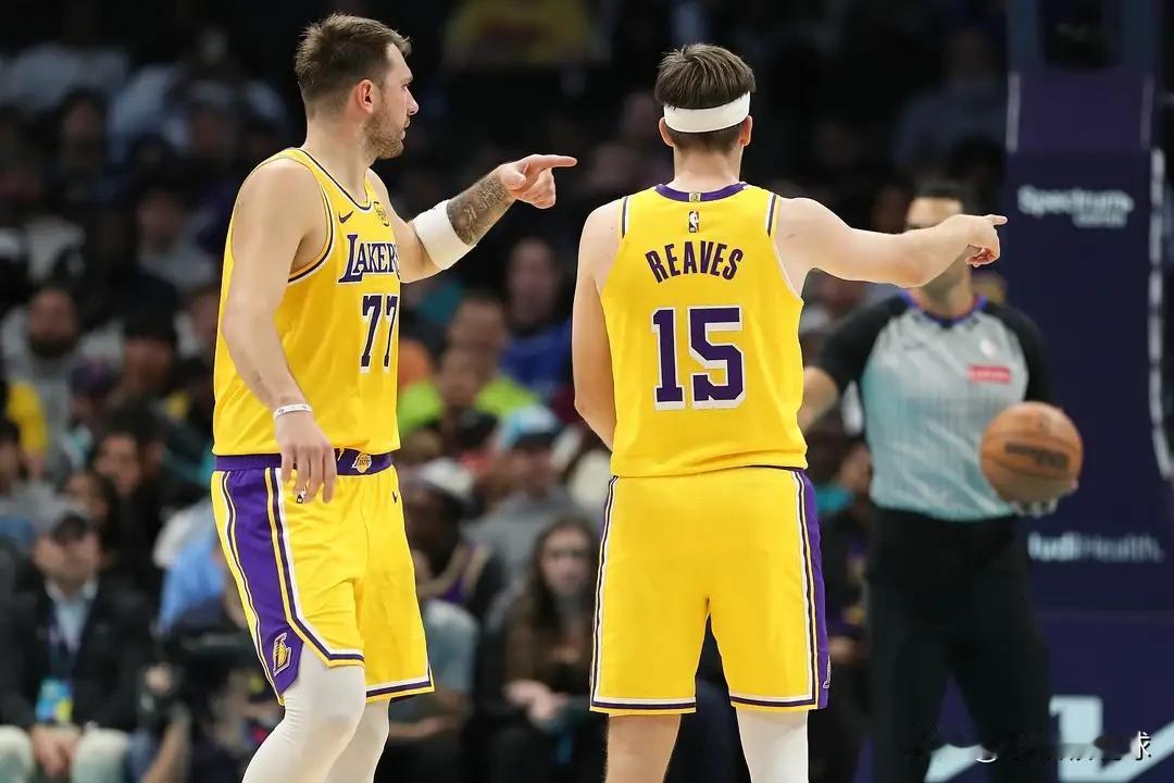 难以置信，12月2日，湖人队又传出3条新的好消息:一、NBA官方今日官宣上