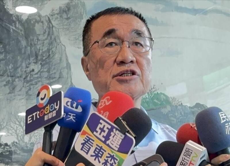 苏巧慧民调领先李四川4.6％，李竞办：尊重绿营自做的民调民进党台北市长参选人沈