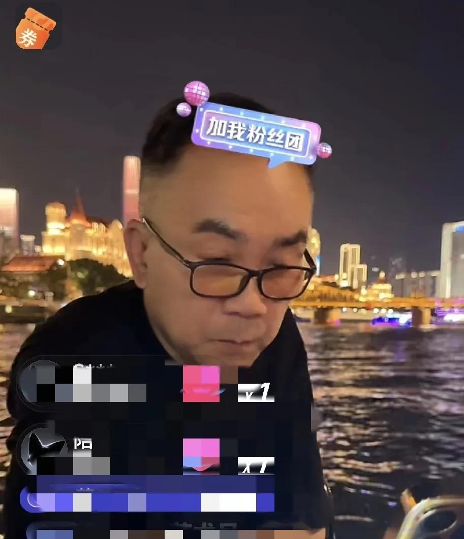 “海河战神”一周年回归！今天7月17日，相声圈“七月风波”一周年，杨议又来到了