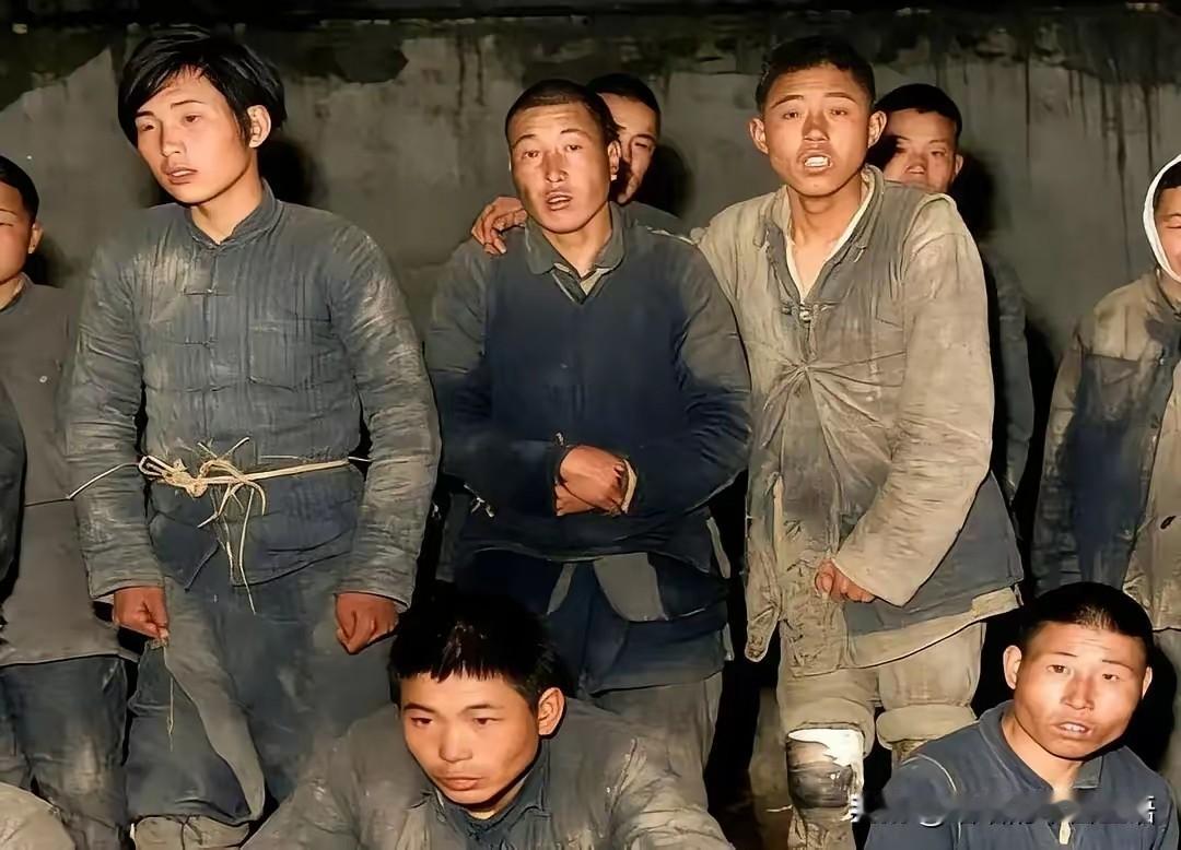 被叛徒出卖的42个人，倒在了黎明前。1948年，他们经历了3天3夜，终于从管