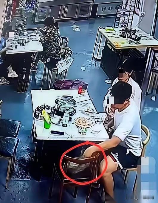一对男女自带食材吃火锅，老板仅提醒并未阻止，谁知男女不识好人心，回头给了火锅店四
