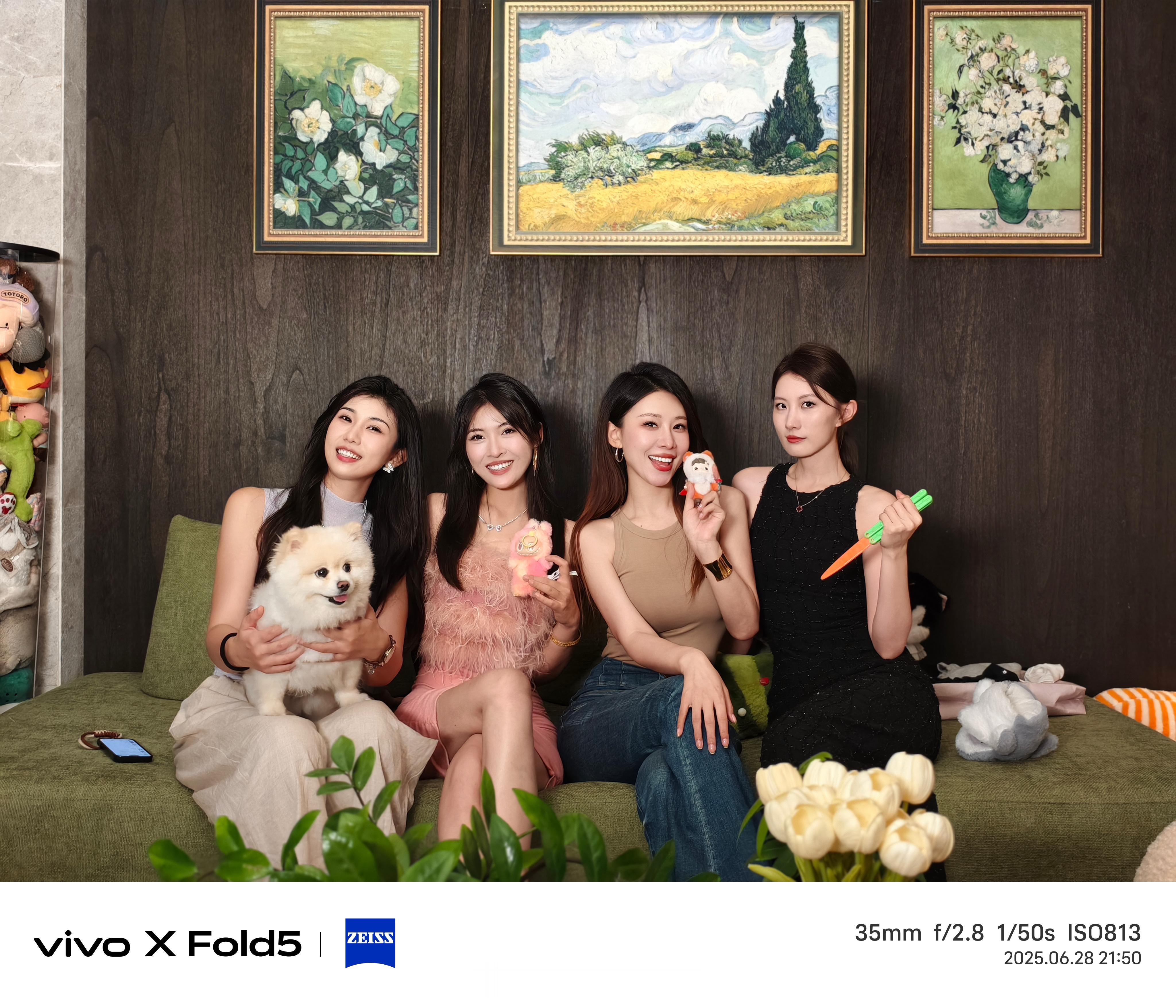 翻到小卷儿小玉儿小马儿小洪儿的合照，这怎么不算是blackpink、G-idl