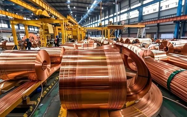 四万多吨铜，从亚洲的仓库里“蒸发”了！不是被偷了，而是有人打了个招呼，说“这堆东