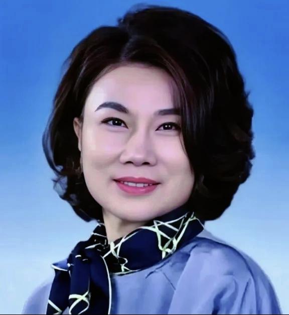 董明珠71岁坦言：守着儿子与格力，30年未再婚早已无憾俞敏洪曾直言发问：“